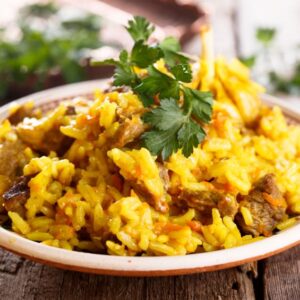 Arroz Amarillo con Carne